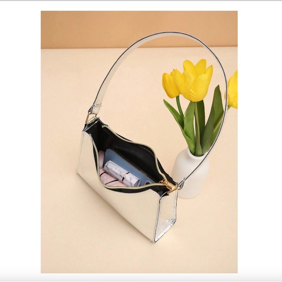 🍒 $5 when bundled - Picture 3 of 4